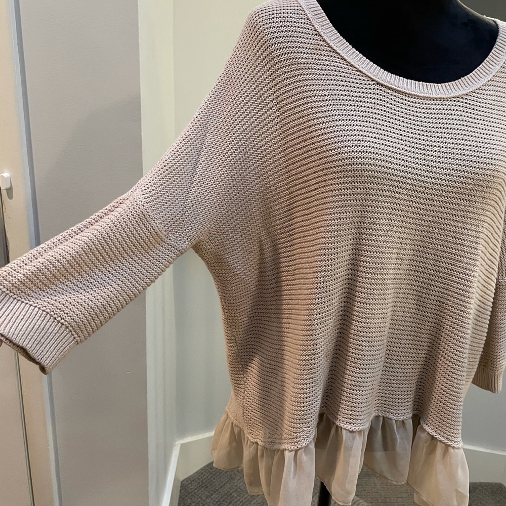 AE Taupe Ruffle Sweater 💗 - Picture 5 of 5